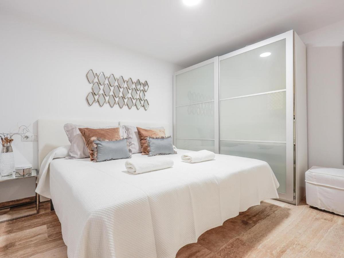 Bonito Apt En Cadiz Centro Renovado エクステリア 写真