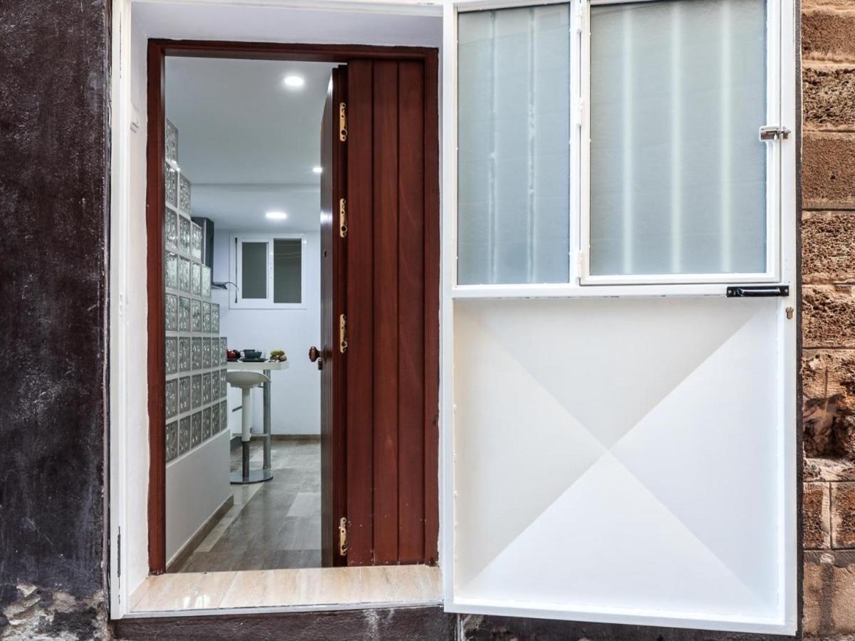 Bonito Apt En Cadiz Centro Renovado エクステリア 写真