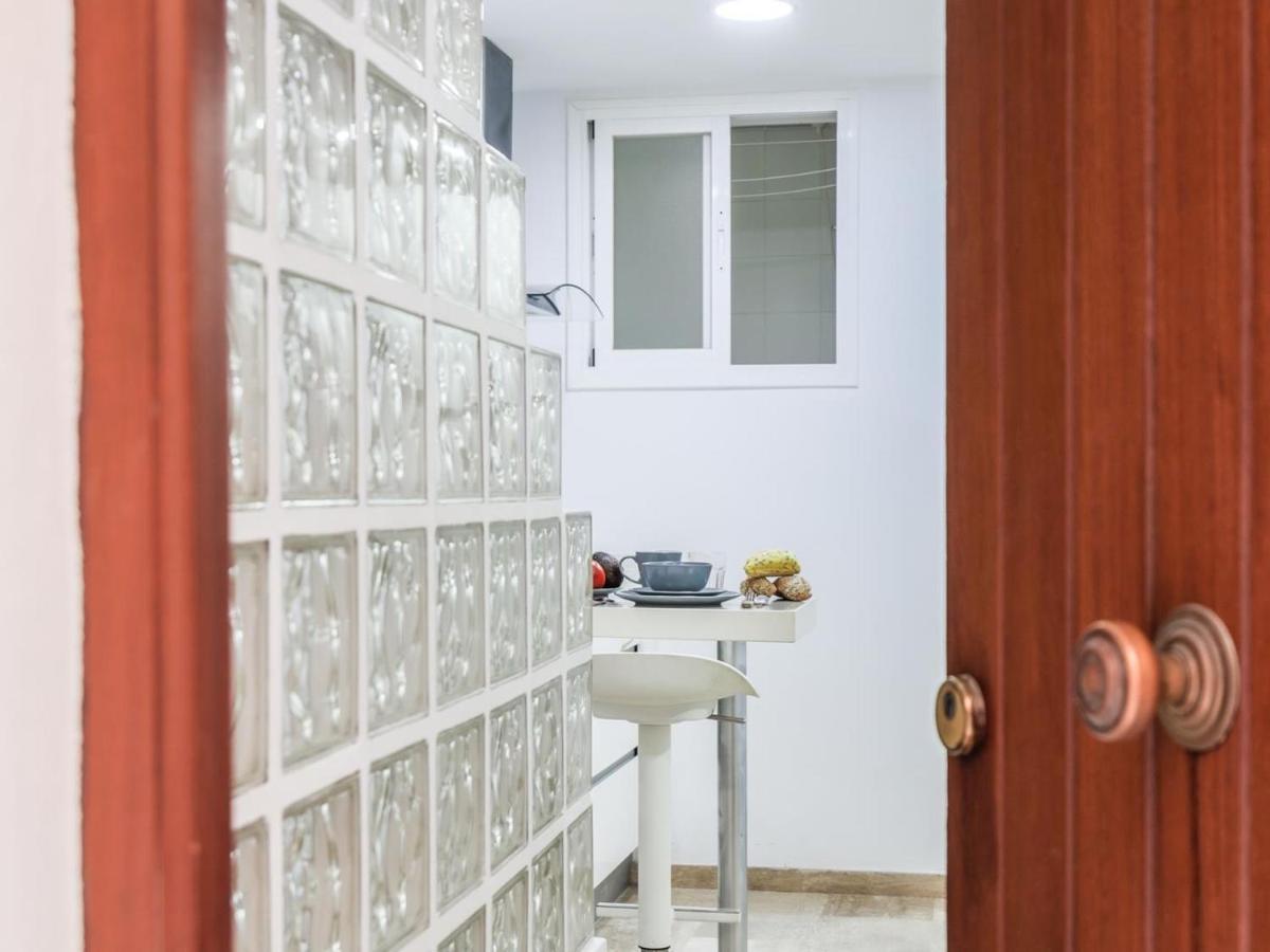 Bonito Apt En Cadiz Centro Renovado エクステリア 写真