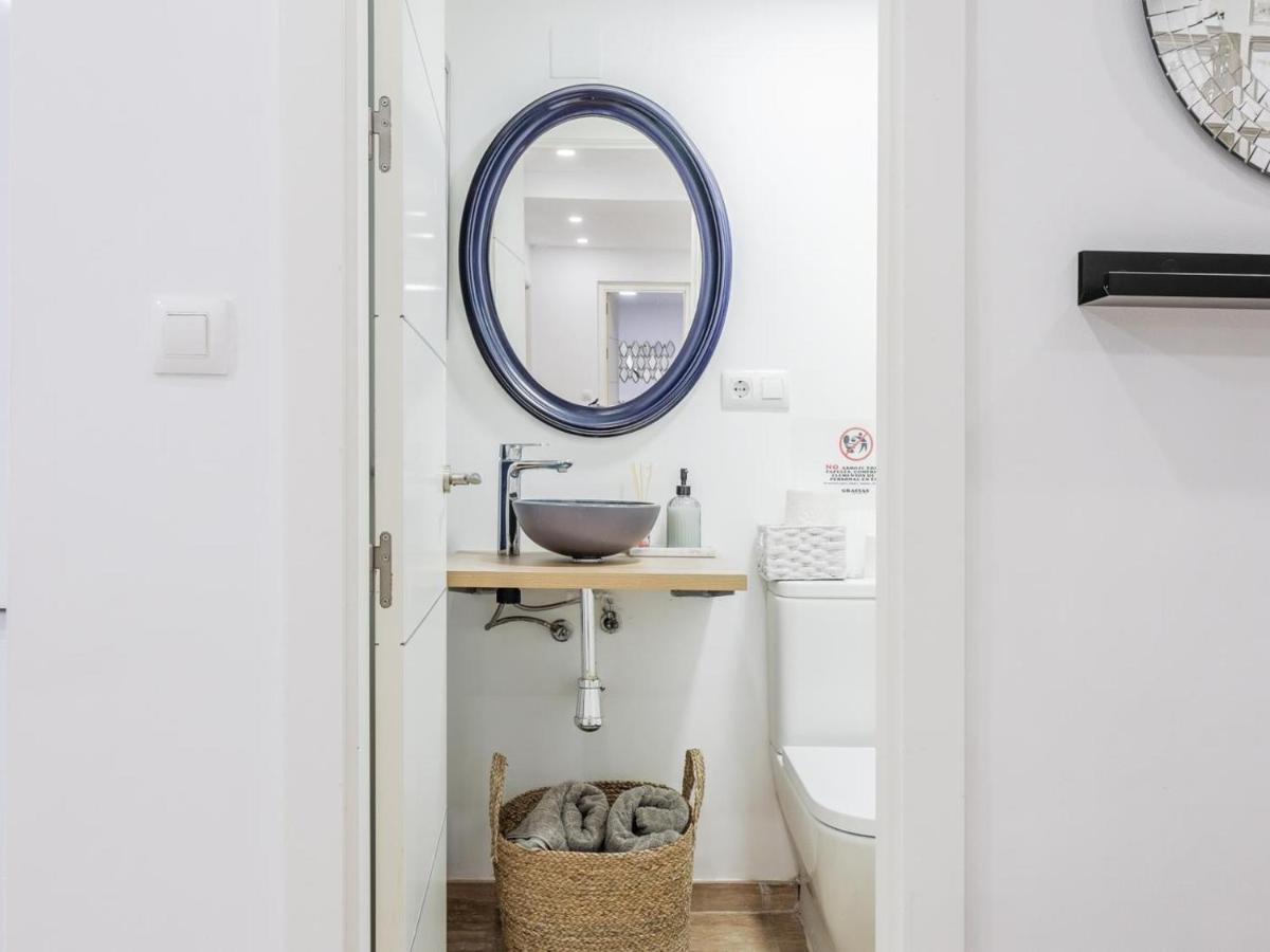 Bonito Apt En Cadiz Centro Renovado エクステリア 写真