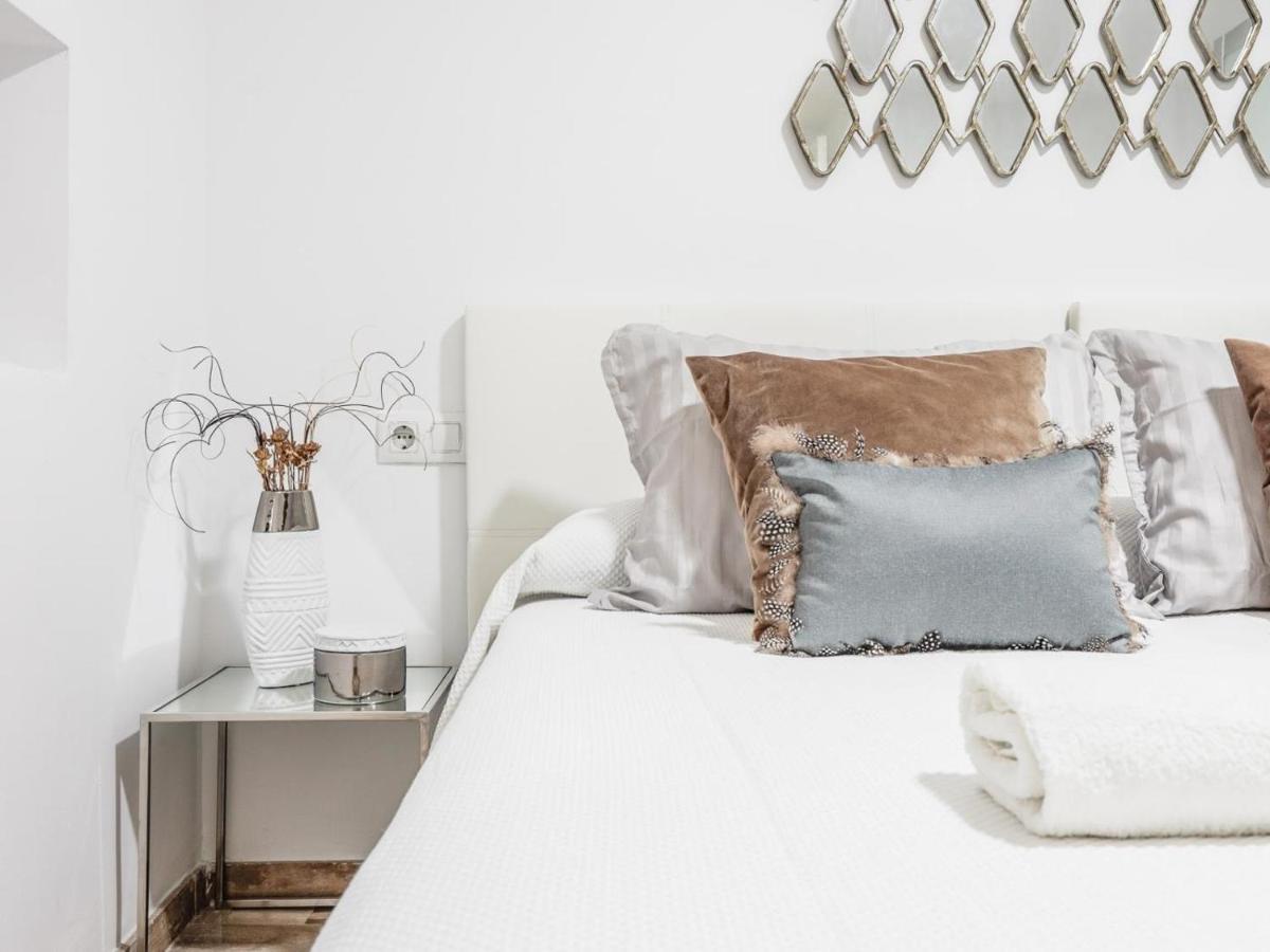 Bonito Apt En Cadiz Centro Renovado エクステリア 写真