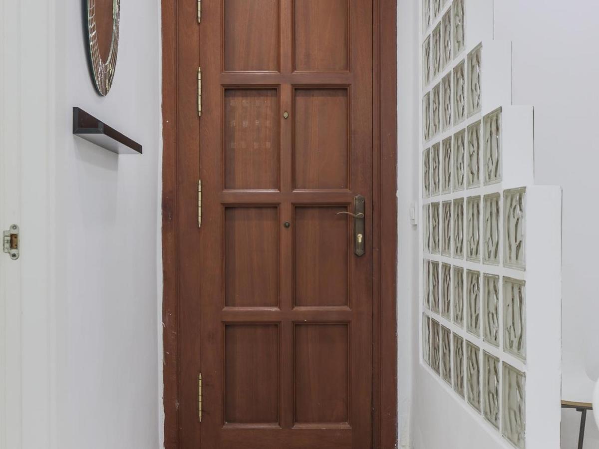 Bonito Apt En Cadiz Centro Renovado エクステリア 写真