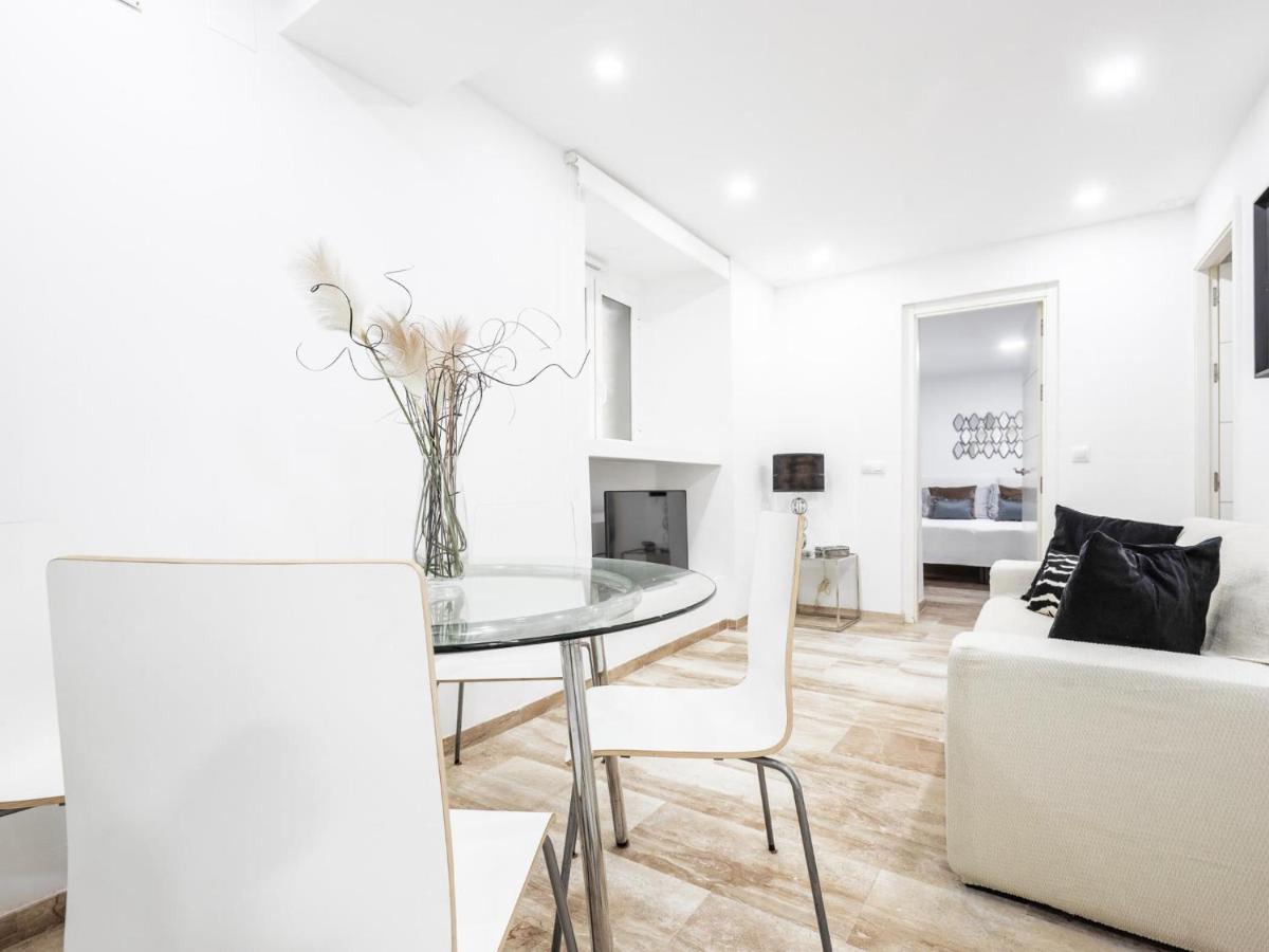 Bonito Apt En Cadiz Centro Renovado エクステリア 写真